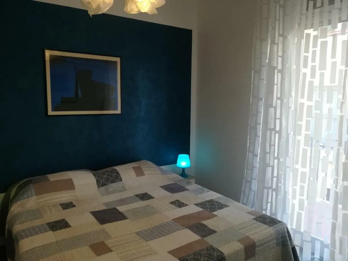 Hotel Blunotte Verona 0*,  Italia
